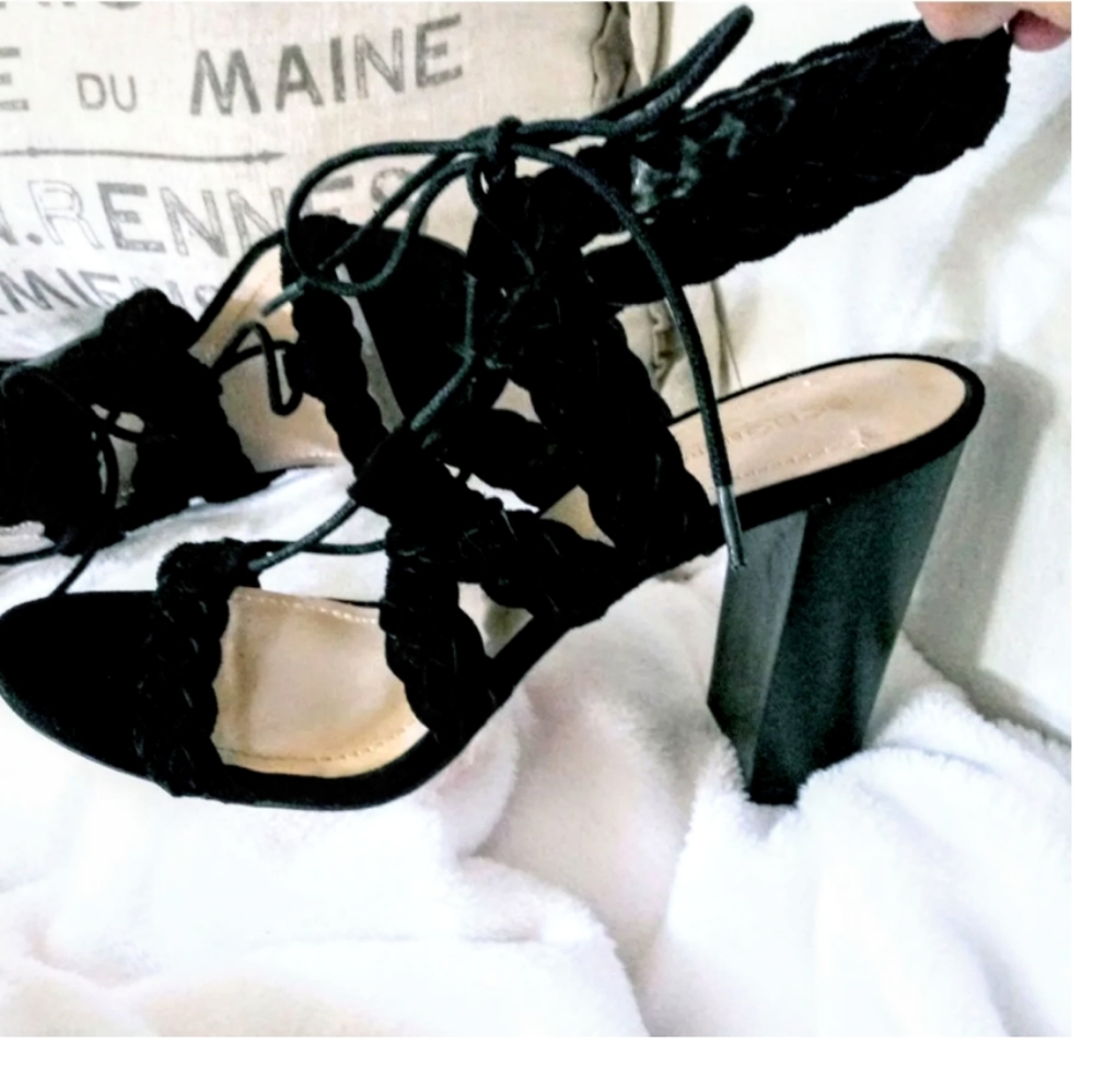 ❤BCBGeneration "Lorette" Leather Suede Sandals❤ - Picture 5 of 8
